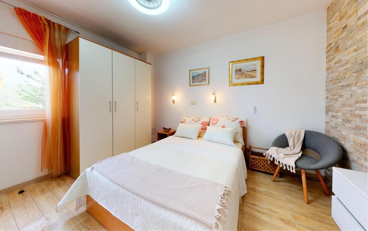 Apartments Silva Слатине Экстерьер фото