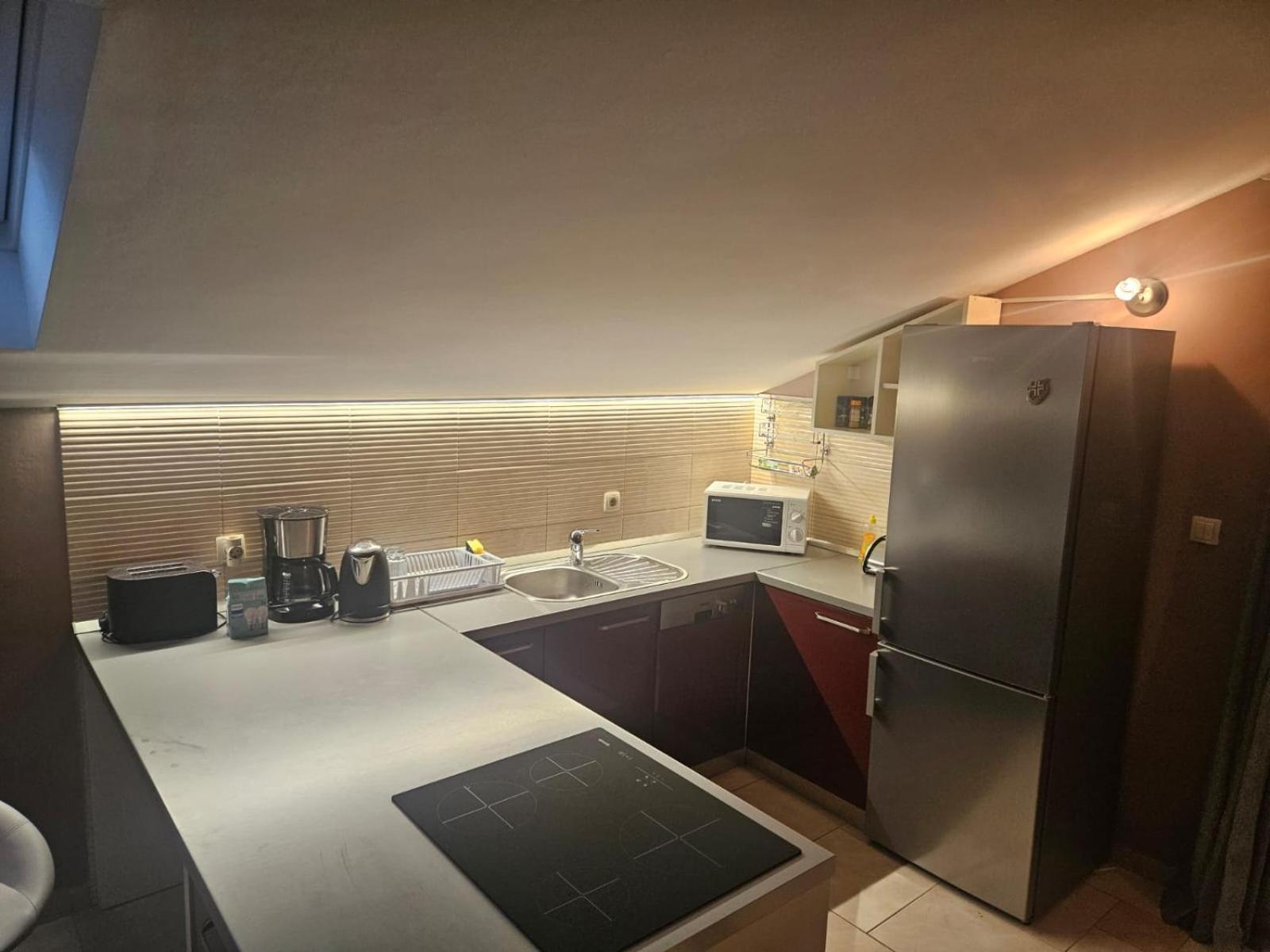 Apartments Silva Слатине Экстерьер фото