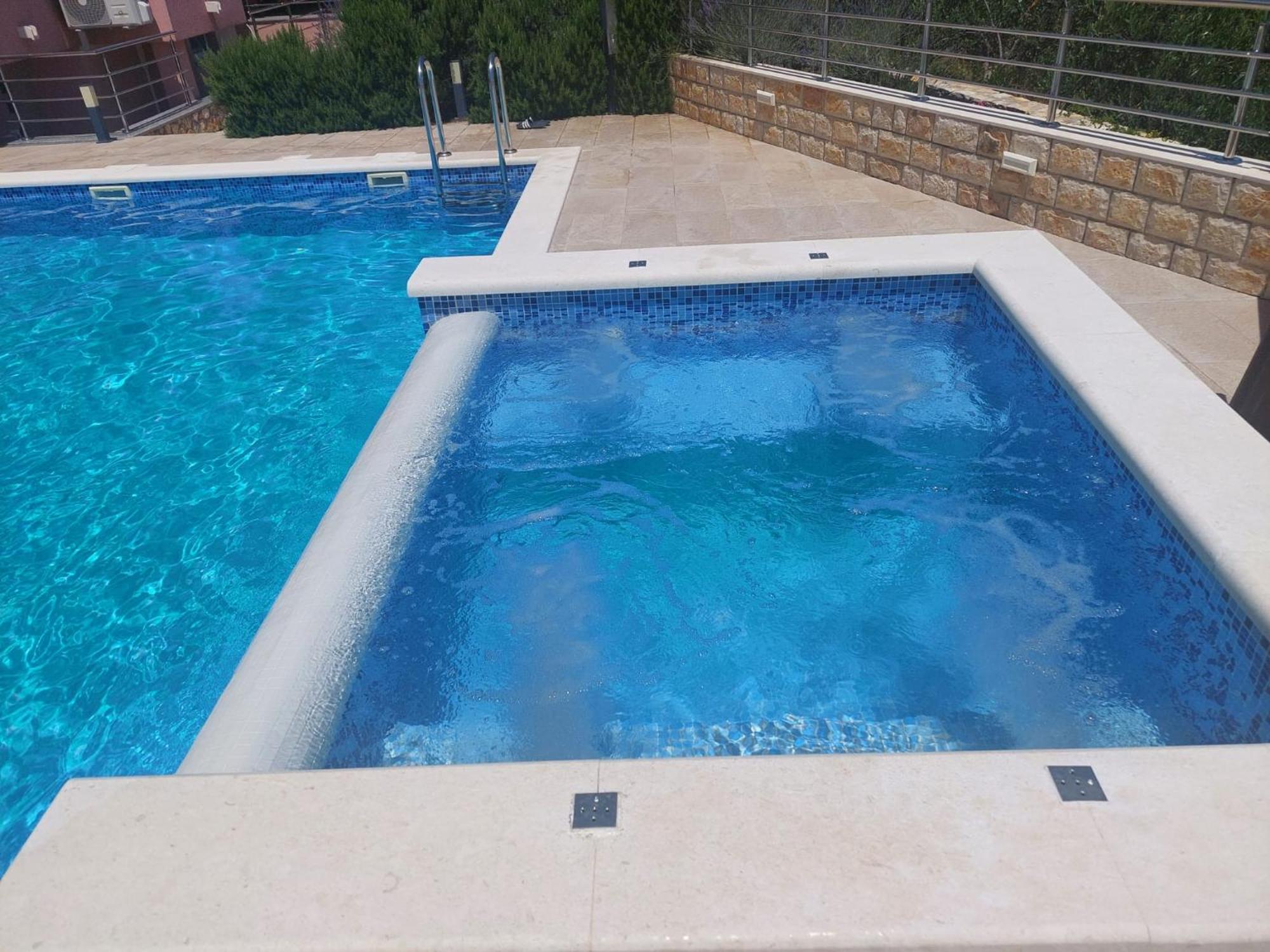 Apartments Silva Слатине Экстерьер фото