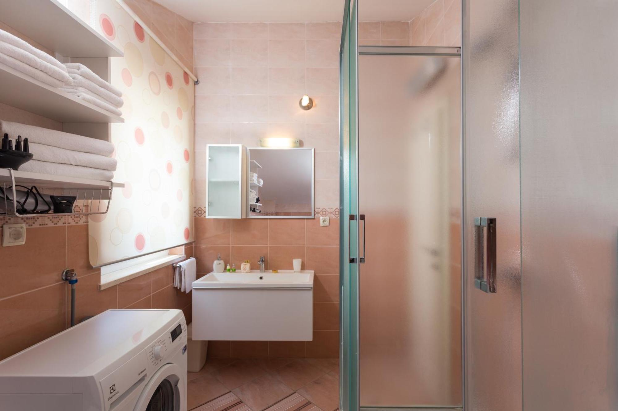 Apartments Silva Слатине Экстерьер фото